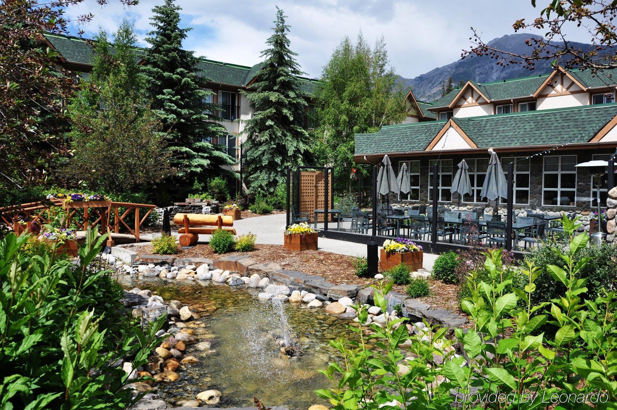 Coast Canmore Hotel & Conference Centre Εξωτερικό φωτογραφία
