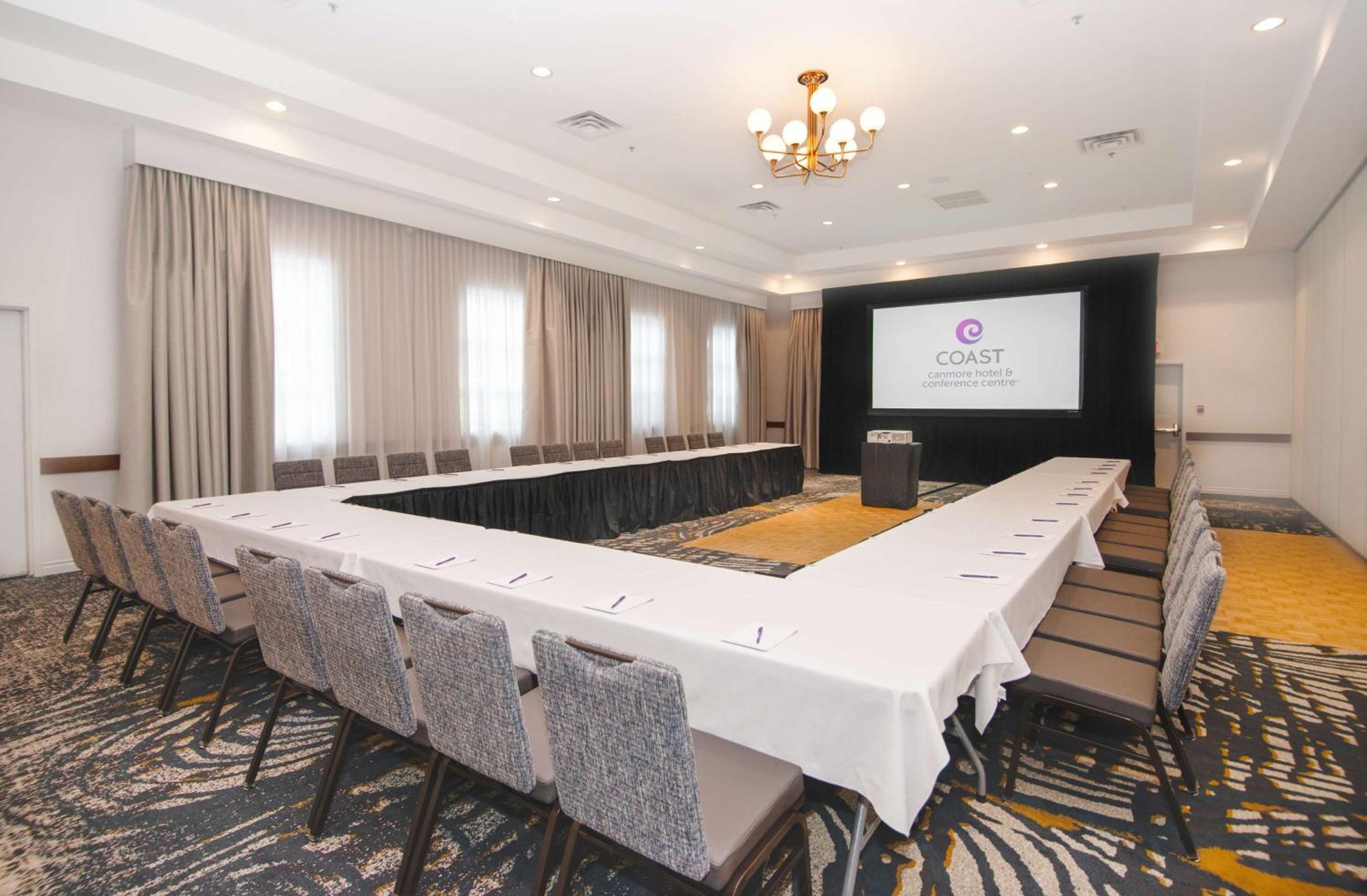 Coast Canmore Hotel & Conference Centre Εξωτερικό φωτογραφία