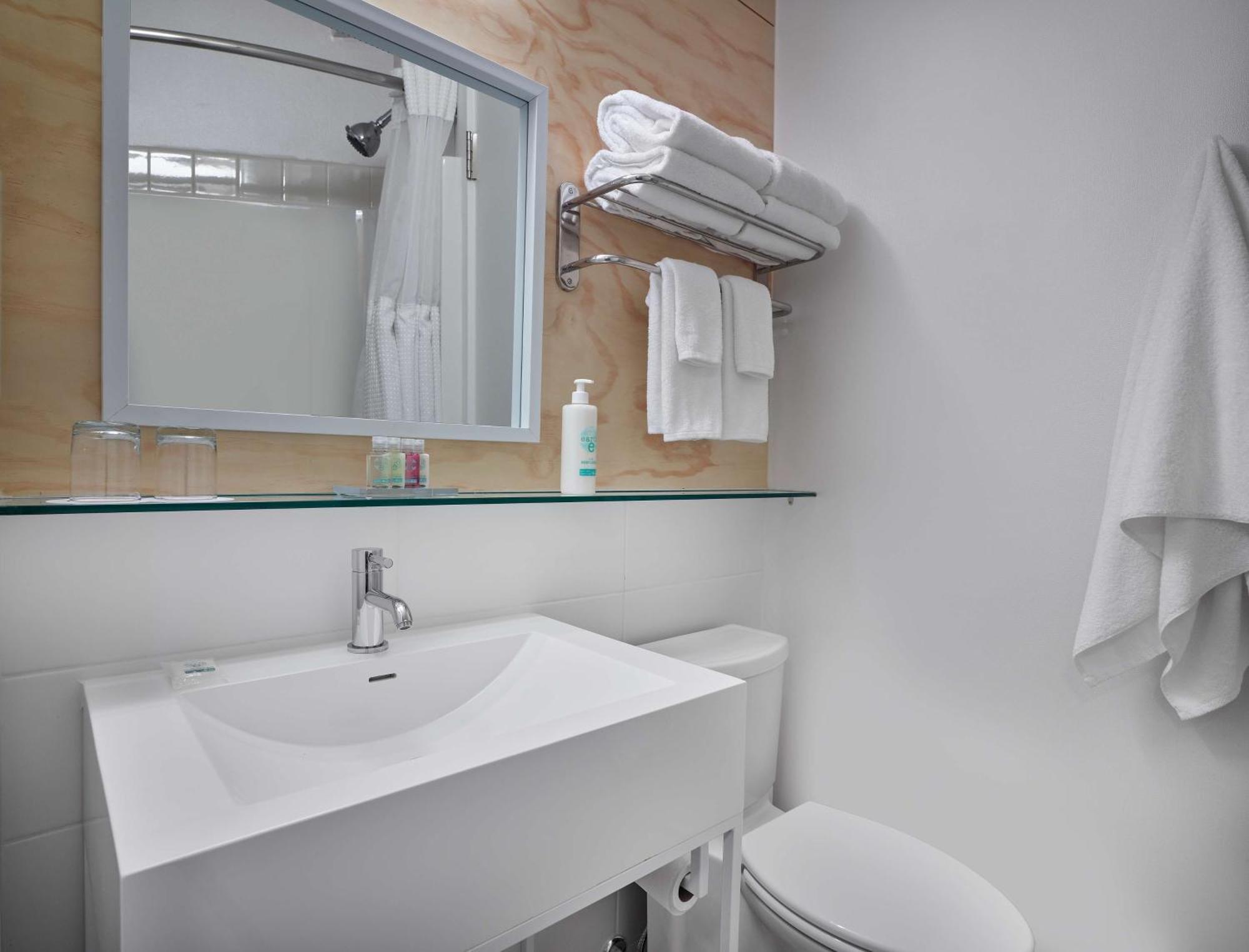 Coast Canmore Hotel & Conference Centre Εξωτερικό φωτογραφία